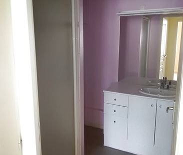 Location Appartement 2 pièces 49m² TULLE 19000 - Photo 5