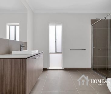 Corner-Block Comfort with Space & Modern Appeal - Photo 6