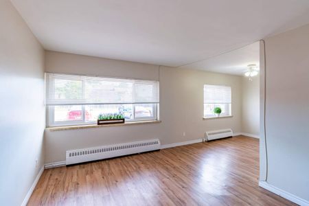 Hillcrest Apartments - Photo 2