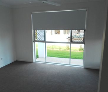 5 Altair Street, Coomera QLD 4209 - House For Rent | Domain - Photo 4