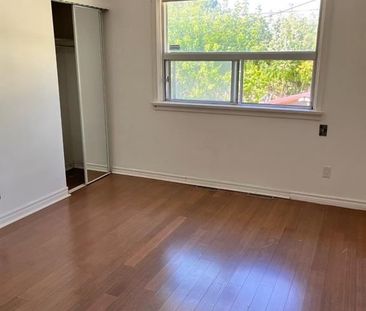 For Lease - 10 Shenley Road, Toronto, Ontario - Photo 2