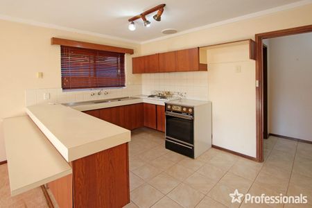 2 x 1 Duplex in prime location! - Photo 2
