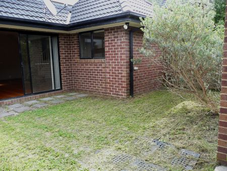 Well-Located 4 Bedroom Family Home - Photo 4