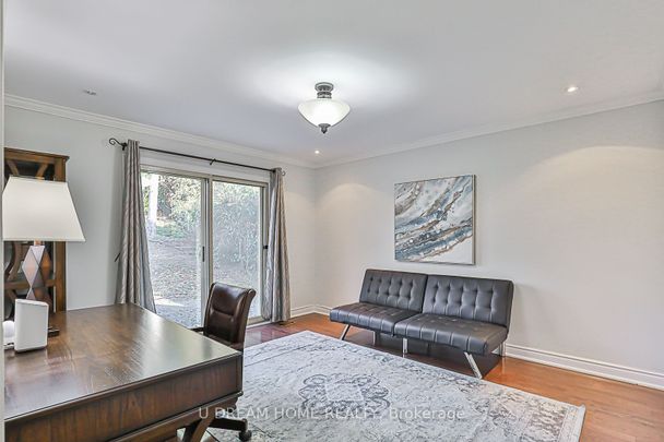 For Lease - 31 Shawfield Crescent, Toronto, Ontario - Photo 1