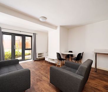 Upper Allen Street, Sheffield - Photo 1