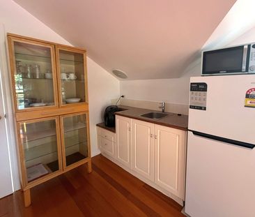 Partly Furnished Studio Style Bedsit - Photo 3