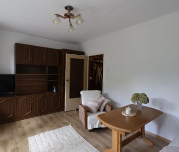 2 pokoje, balkon, 1 piętro, Pomorzany. – zdjęcie 1