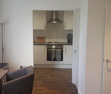 1 bedroom flat to rent - Photo 3