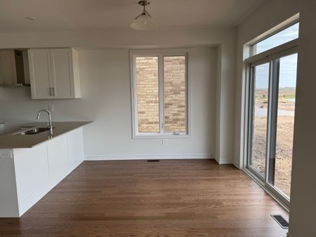 For Lease - 1583 Savoline Boulevard, Milton, Ontario - Photo 4