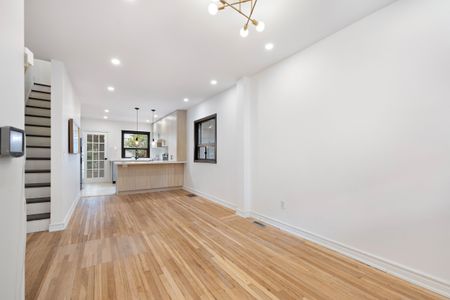 For Lease - 92 Bastedo Avenue, Toronto, Ontario - Photo 2