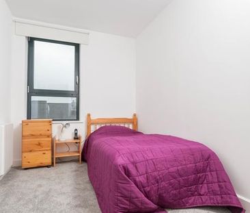 2 bedroom flat to rent - Photo 3