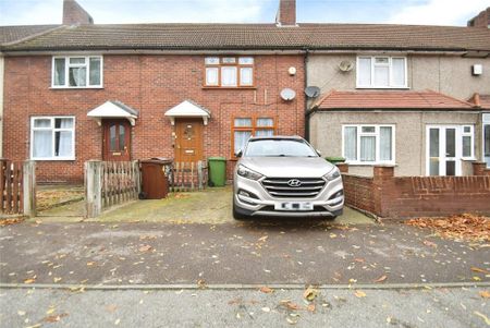 3 bedroom terraced house to rent - Photo 4