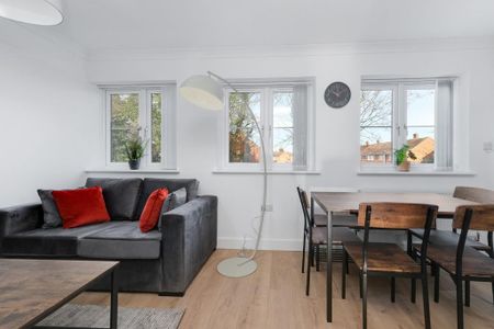 2 bedroom apartment to rent - Photo 3