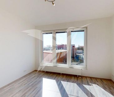 Pronájem bytu 1+kk 33 m2 - Fotografie 2