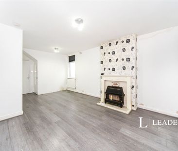 3 bedroom bungalow to rent Roman Road, Luton, Bedfordshire, LU4 - Photo 1