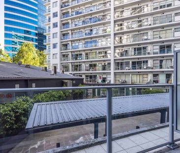 Modern City Pad with Everything You Need - Photo 4