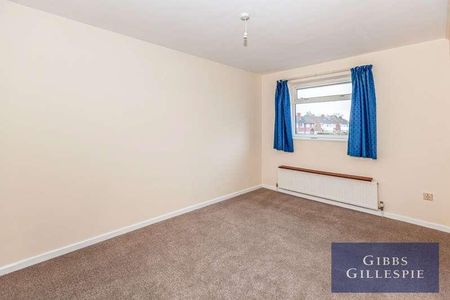 Vine Road, Stoke Poges, SL2 - Photo 4