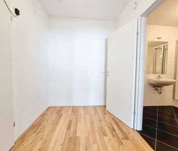 Wohnung mit Loggia. Eine Oase mitten in der Stadt - Photo 4