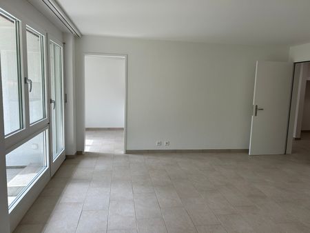 Sanierte Wohnung in ruhiger Lage – hell & geräumig mit Balkon - Photo 3