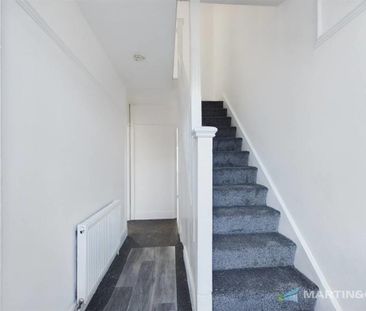 3 bedroom terraced house to rent - Photo 1