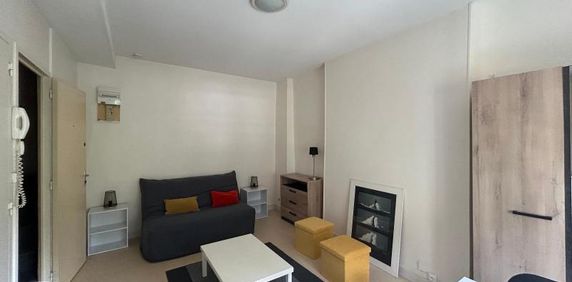 Location Appartement 1 pièce 22m² ALENCON 61000 - Photo 2