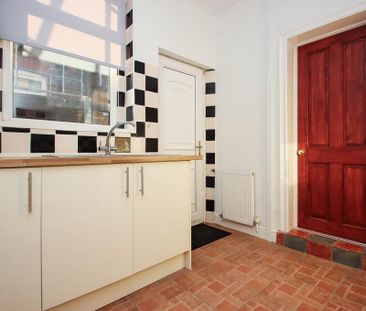 2 bedroom terraced house to rent - Photo 6