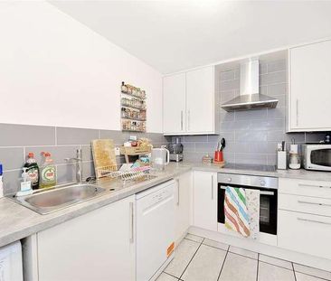 Campania Building, London, E1W - Photo 3