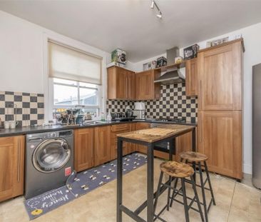 1 bed House To Let - Photo 4