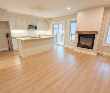 340 Prospect Point Rd N, Ridgeway - 3 Bedroom Townhouse - Photo 3