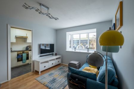 1 Bed Flat, Ruston Road, SE18 - Photo 5