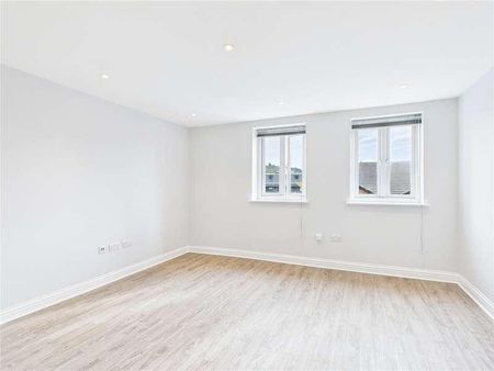 Garlands Road, Redhill, Surrey, RH1 - Photo 2