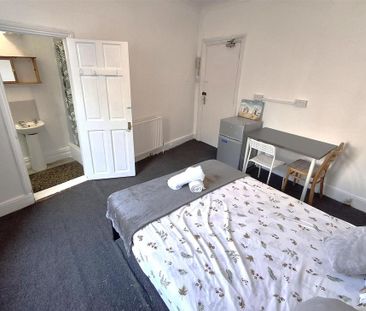 9 bedroom house share to rent - Photo 5