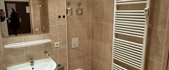 Sonnige 3 Raum Wohnung mit Balkon und EBK in Hilbersdorf - Foto 1