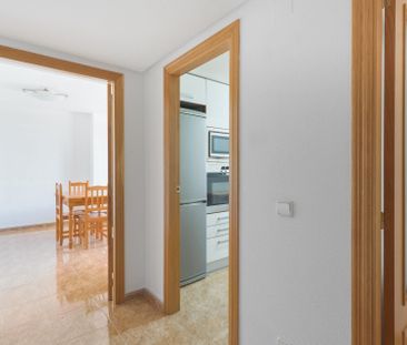 Piso de alquiler en Avenida Don Juan de Borbon, Juan de Borbón - Photo 4