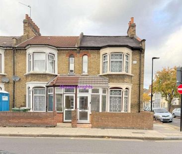 Plashet Grove, Eastham, E6 - Photo 2