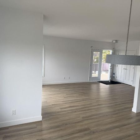 1er mois gratuit / grand 5 ½ + dans un secteur de choix / construction 2023 - Photo 3