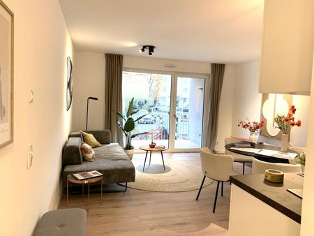 N-Schweinau: Erstbezug! Geräumige, helle 1-Zi-Whg. (4.OG) mit EBK & Aufzug - Photo 2