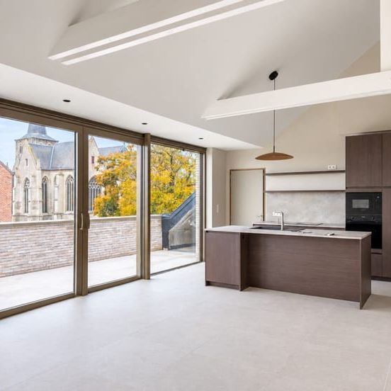 Appartement te huur - foto 1