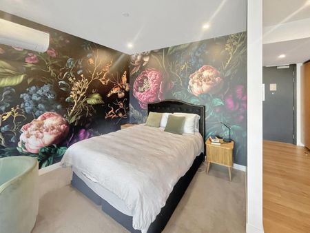 Immaculately Presented, Fully Furnished Studio ... - Photo 3