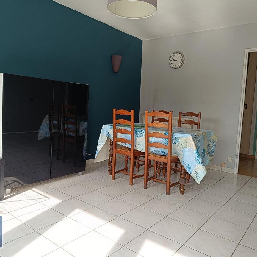 Location Appartement 3 pièces 66m² LOOS 59120 - Photo 1