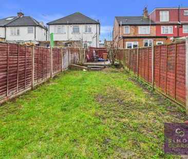 2 bedroom maisonette to rent - Photo 2