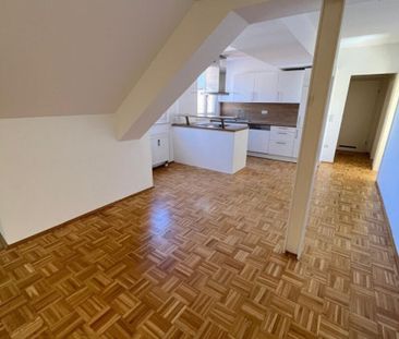 Studenten Aufgepasst !! 4 Zimmerwohnung in sehr zentraler Lage, in der Griesgasse 38, zu vermieten! - Photo 3