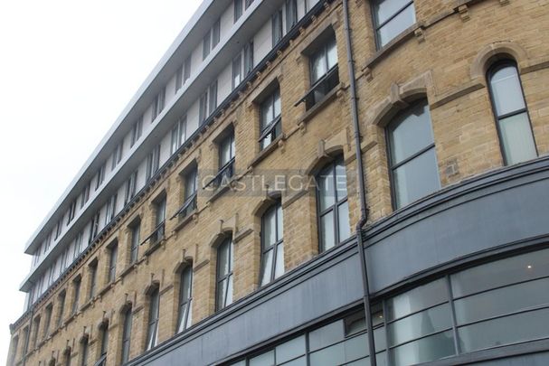 3 bedroom flat share to rent - Photo 1