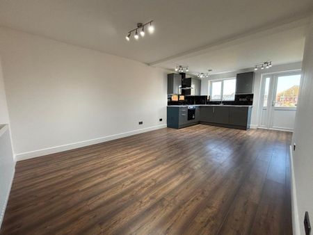 3 bedroom apartment to rent - Photo 5