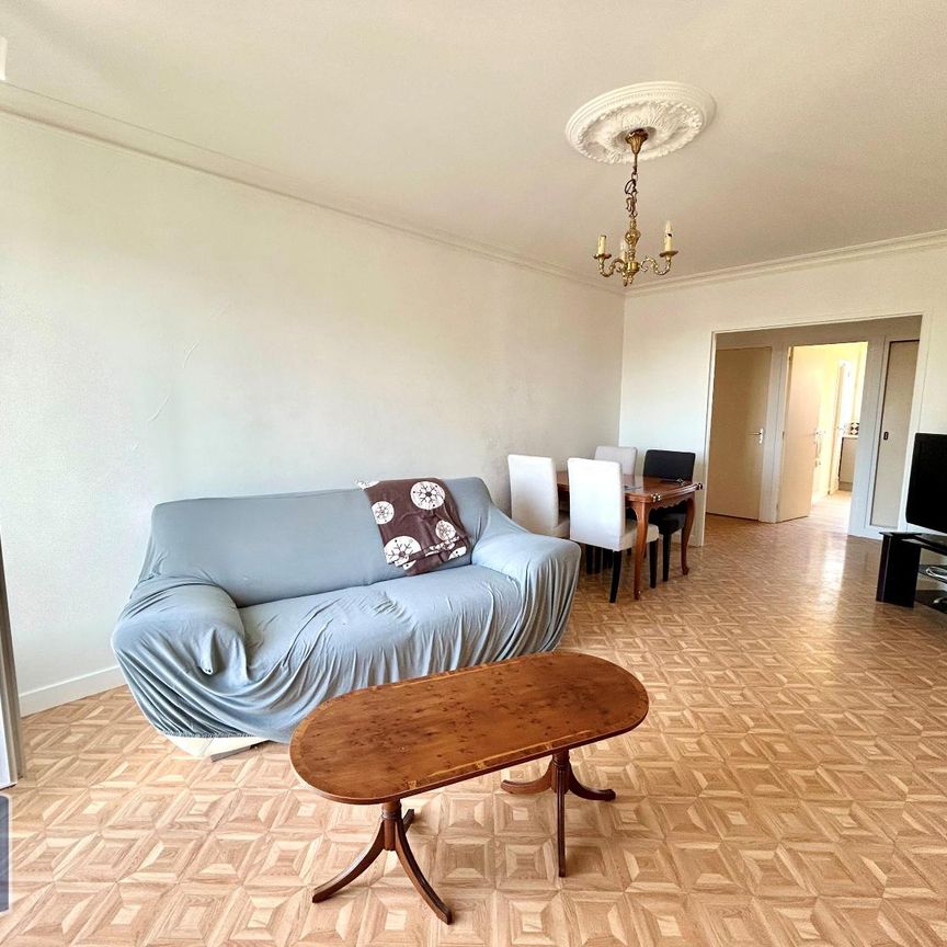 Location Appartement 3 pièces 61m² LA FLECHE 72200 - Photo 1