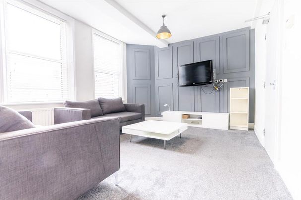 5 bedroom maisonette to rent - Photo 1