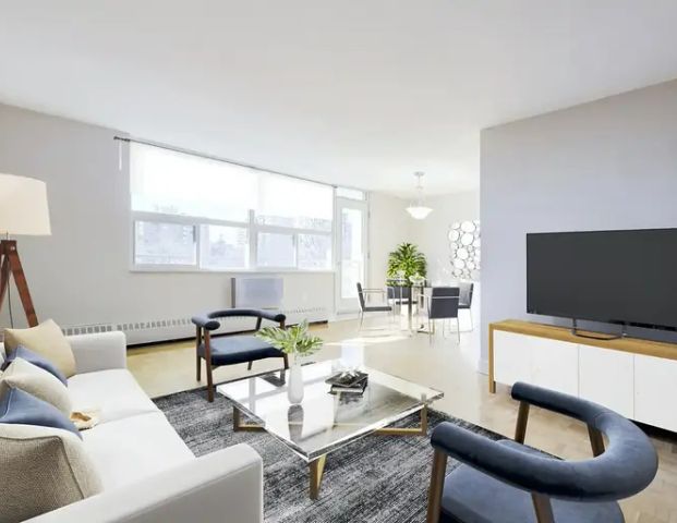 Caledon | 1363 Lakeshore Road, Burlington - Photo 1
