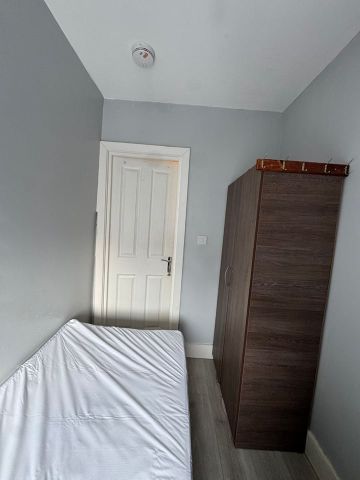 Room in a Shared House, Elizabeth Road, N15 - Photo 2