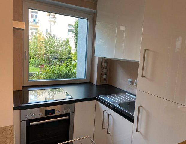 1,5 Zimmer Wohnung mit Terrasse vollmöbiliert befristet , Westend - Photo 1
