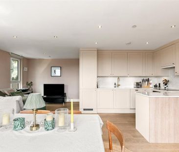 2 bedroom penthouse to rent - Photo 5